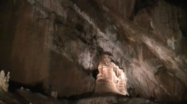Maroopa Cave Tasmania