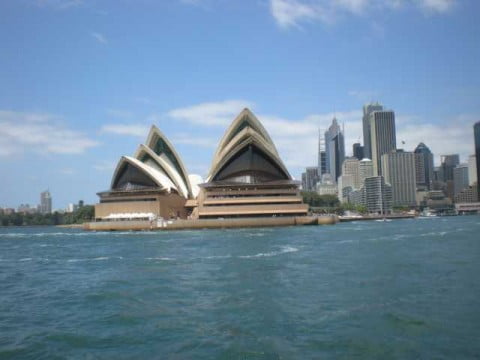 Sydney Opera house front